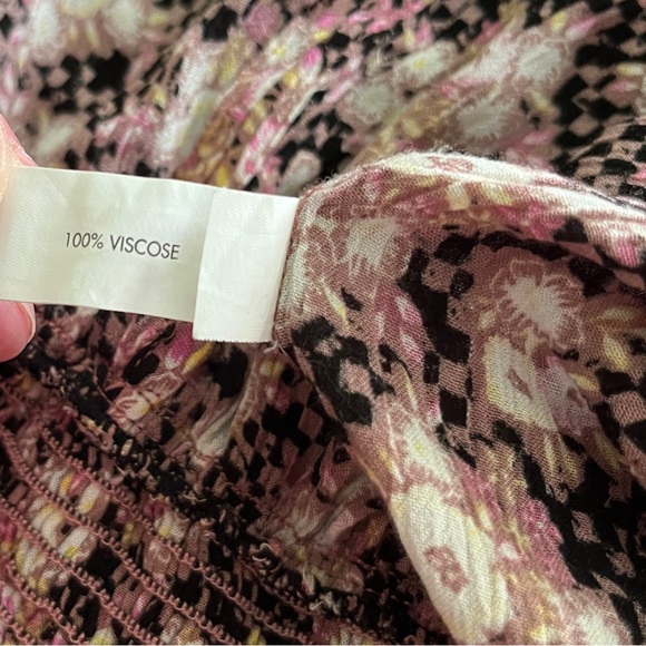 Poupette St Barth Romper, size Medium - Picture 10 of 11